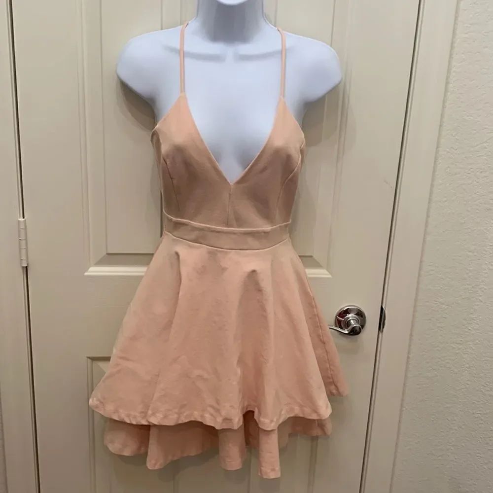Windsor Peach V-neck Spaghetti Straps Ruffle Skirt Lace Open Zipper Back Dress